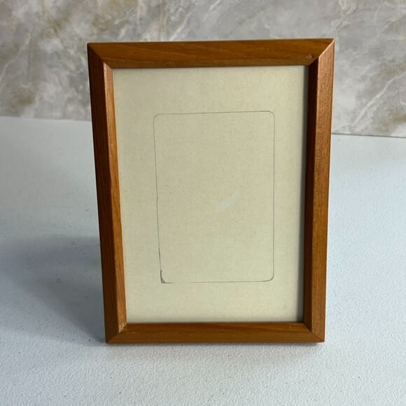 Fetco Wood Picture Frame Fits 5 x 7" Photos Handcrafted In Thailand Minimalist - Picture 1 of 10